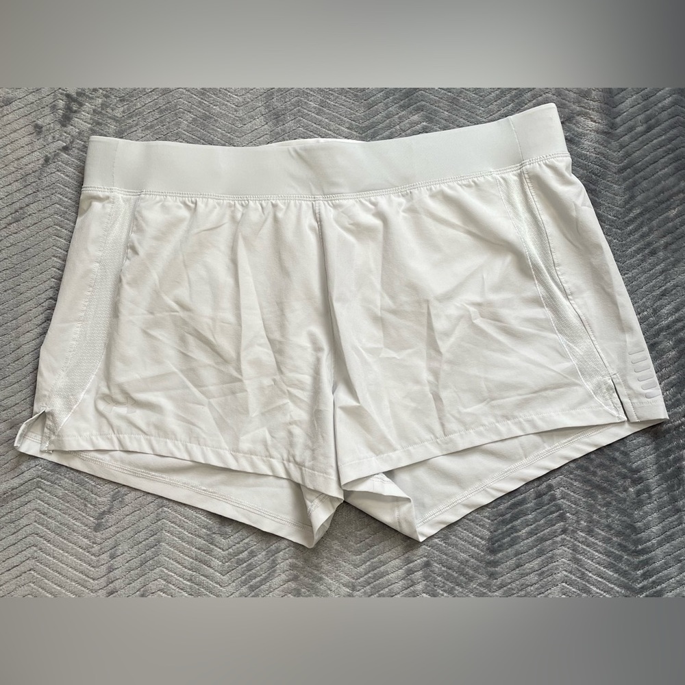 Womens Under Armour Run Qualifier Speedpocket Shorts Light Gray XL